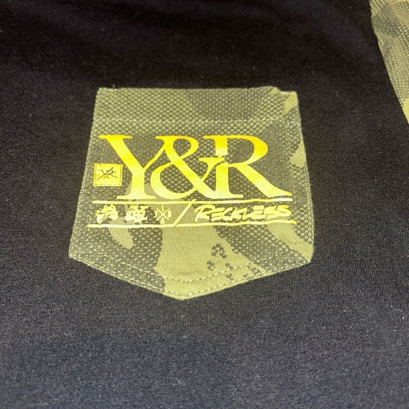 Young & Reckless Y&R Men Black/Cammo T-shirt Pocket Size L Y2K Skater camouflage - Picture 5 of 11
